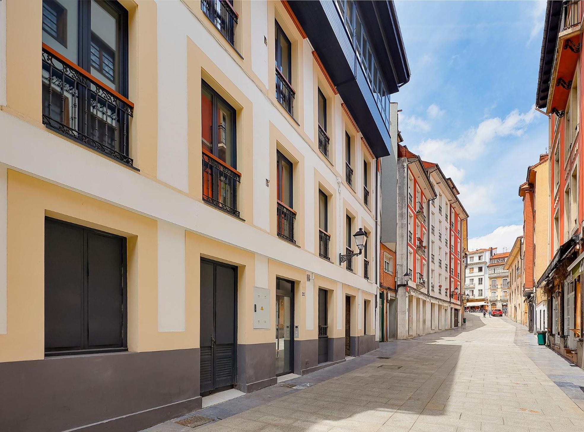 Apartamentos Sobrecantu Oviedo Eksteriør bilde